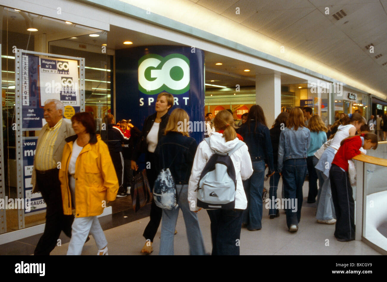 Calais Francia citare gli acquirenti in Europa Foto Stock