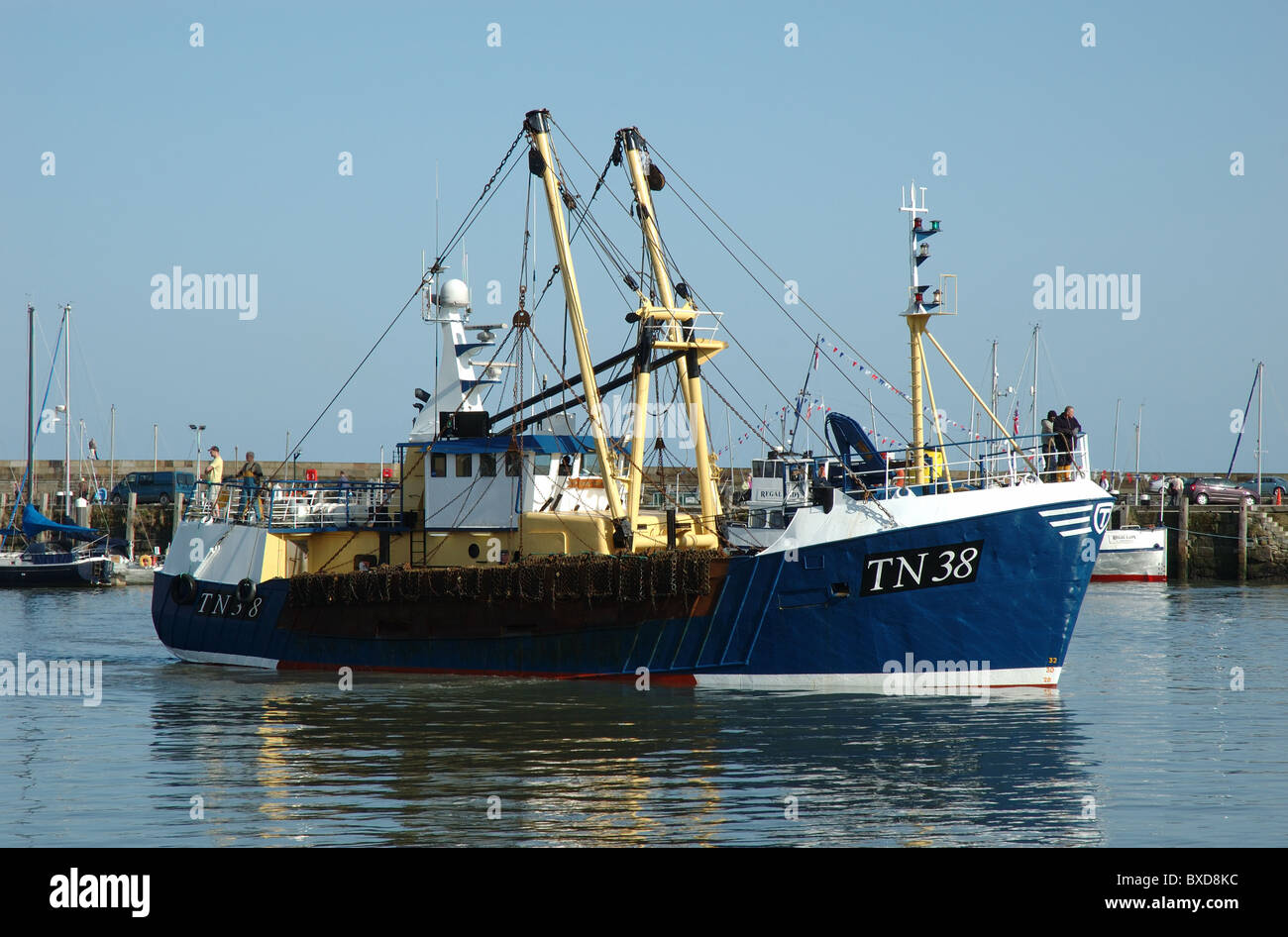 La pesca a strascico, Scarborough, North Yorkshire, Inghilterra, Regno Unito Foto Stock
