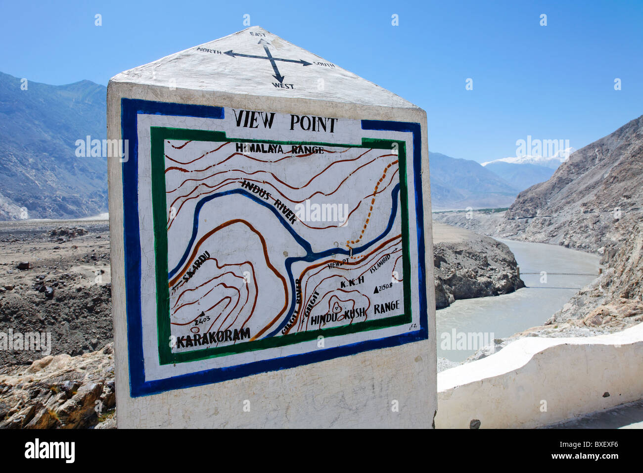 Pakistan - Gilgit-Baltistan - punto di giunzione delle tre grandi catene  montuose - Karakorum, Himalaya e Hindu Kush Foto stock - Alamy