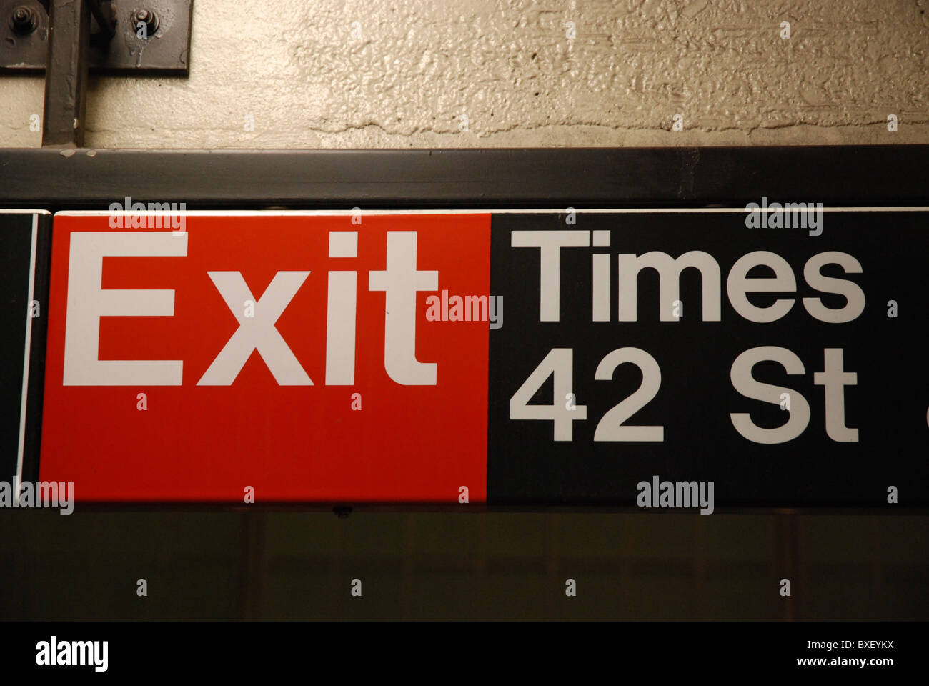 La tabella di uscita dalla metropolitana di New York in 42 Street Foto Stock