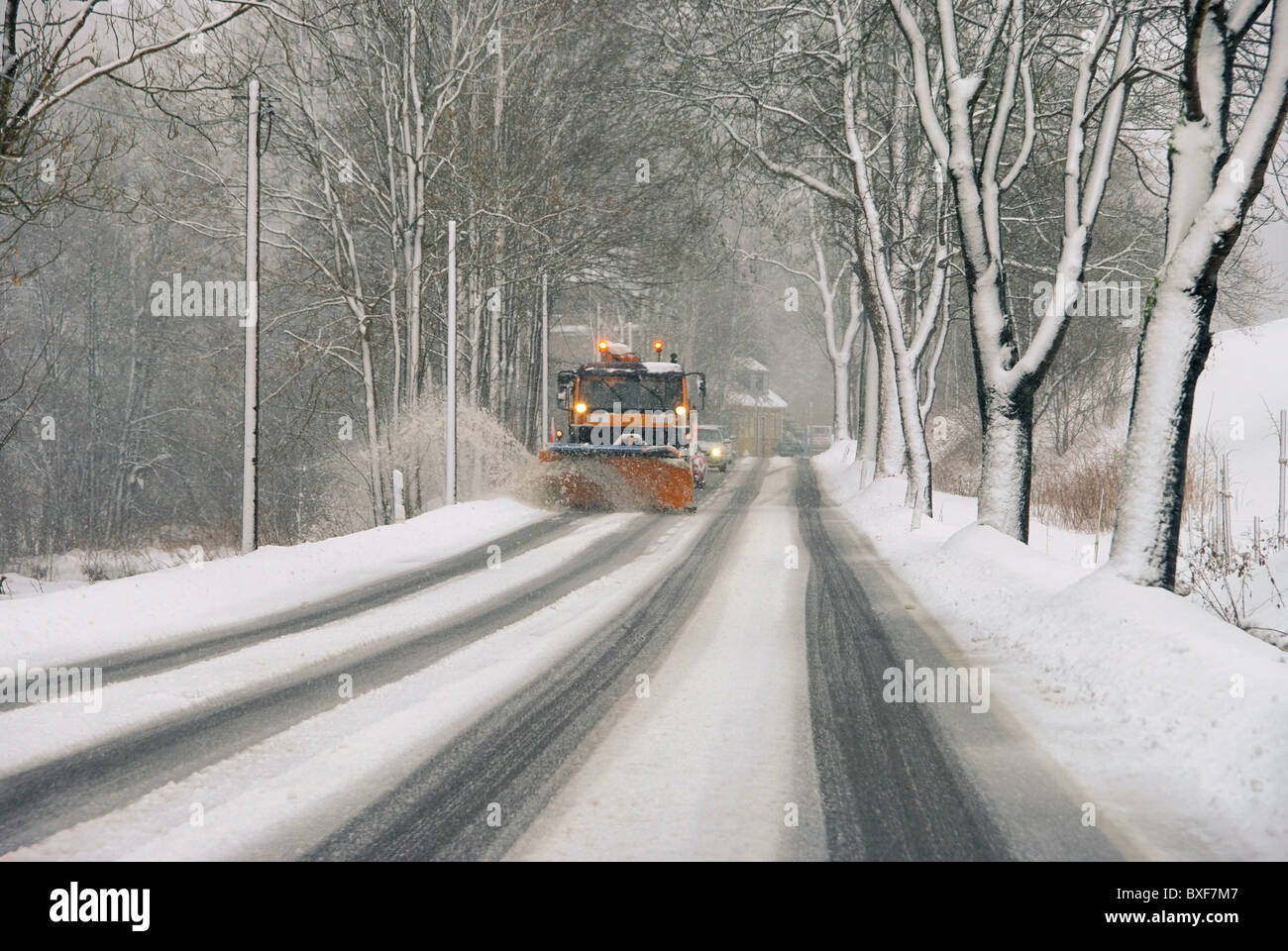 Winterdienst - inverno gioco su strada 01 Foto Stock