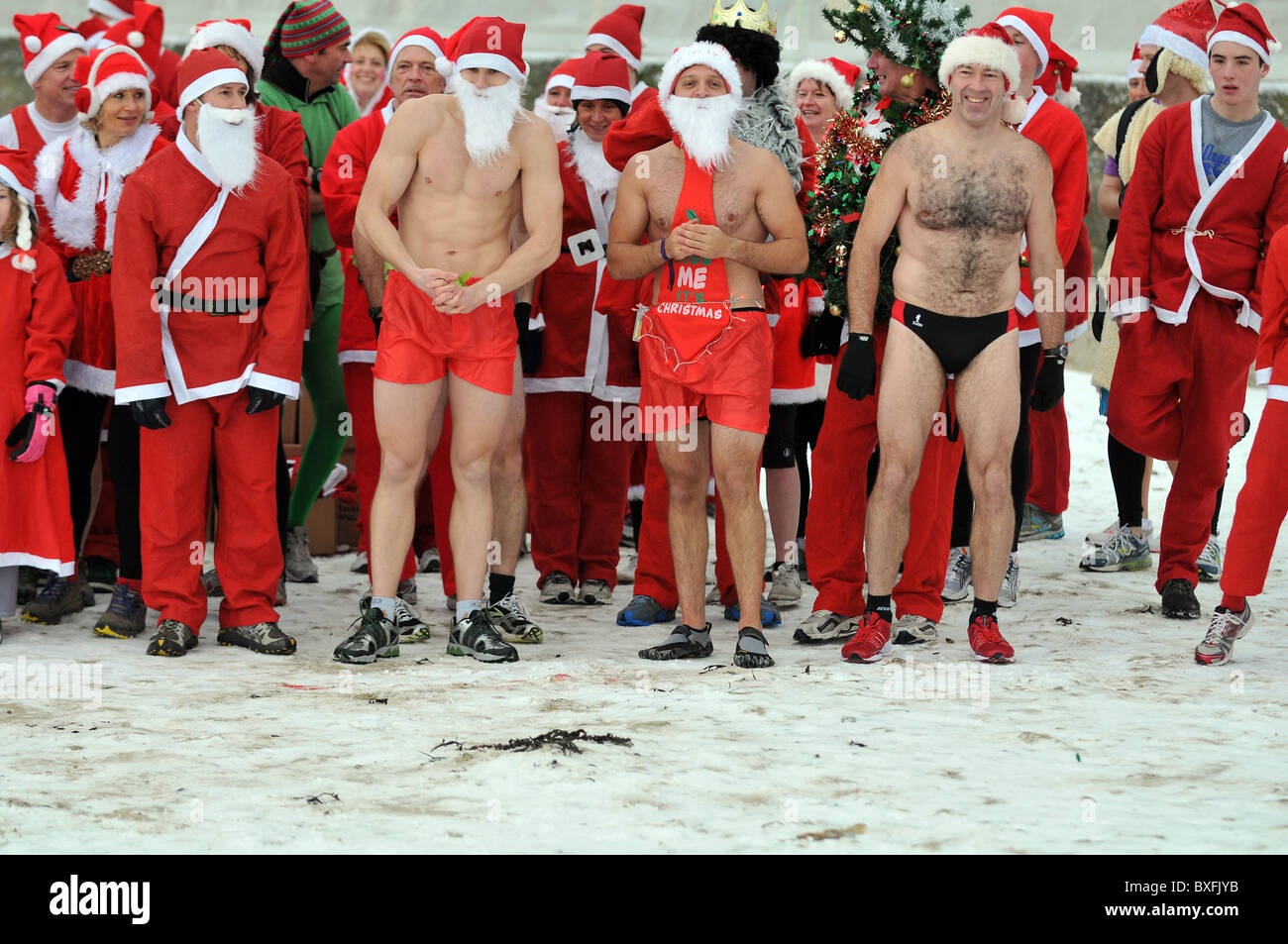 Santa Run, Weymouth Dorset, Regno Unito. 19/12/2010. Foto Stock