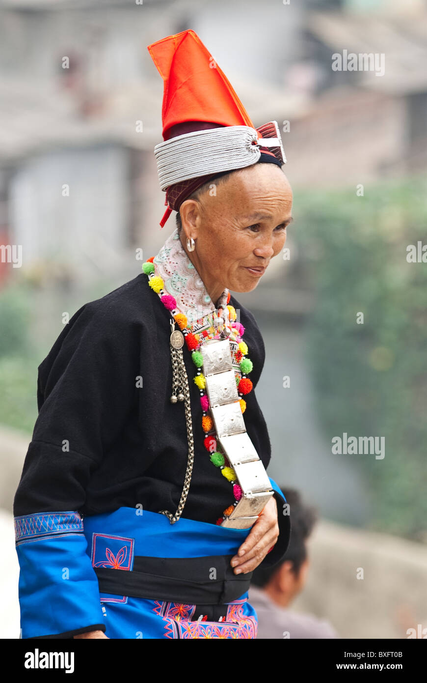 Asia, Cina Yunnan, Honghe Prefettura, Jinping. Senior Red Head Yao donna di minoranza. Foto Stock