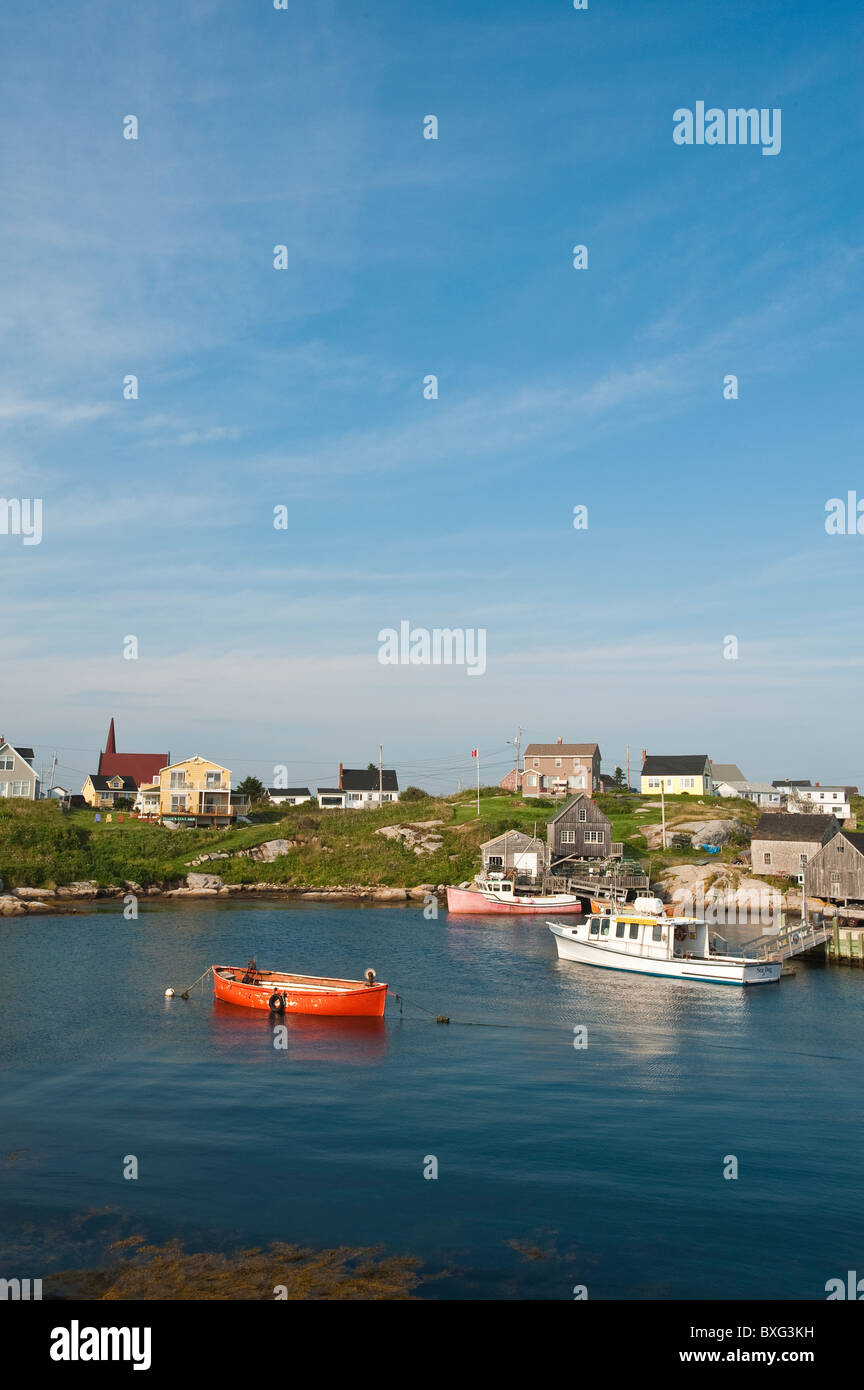 Nova Scotia, Canada. Barche da pesca in Peggy's Cove. Foto Stock