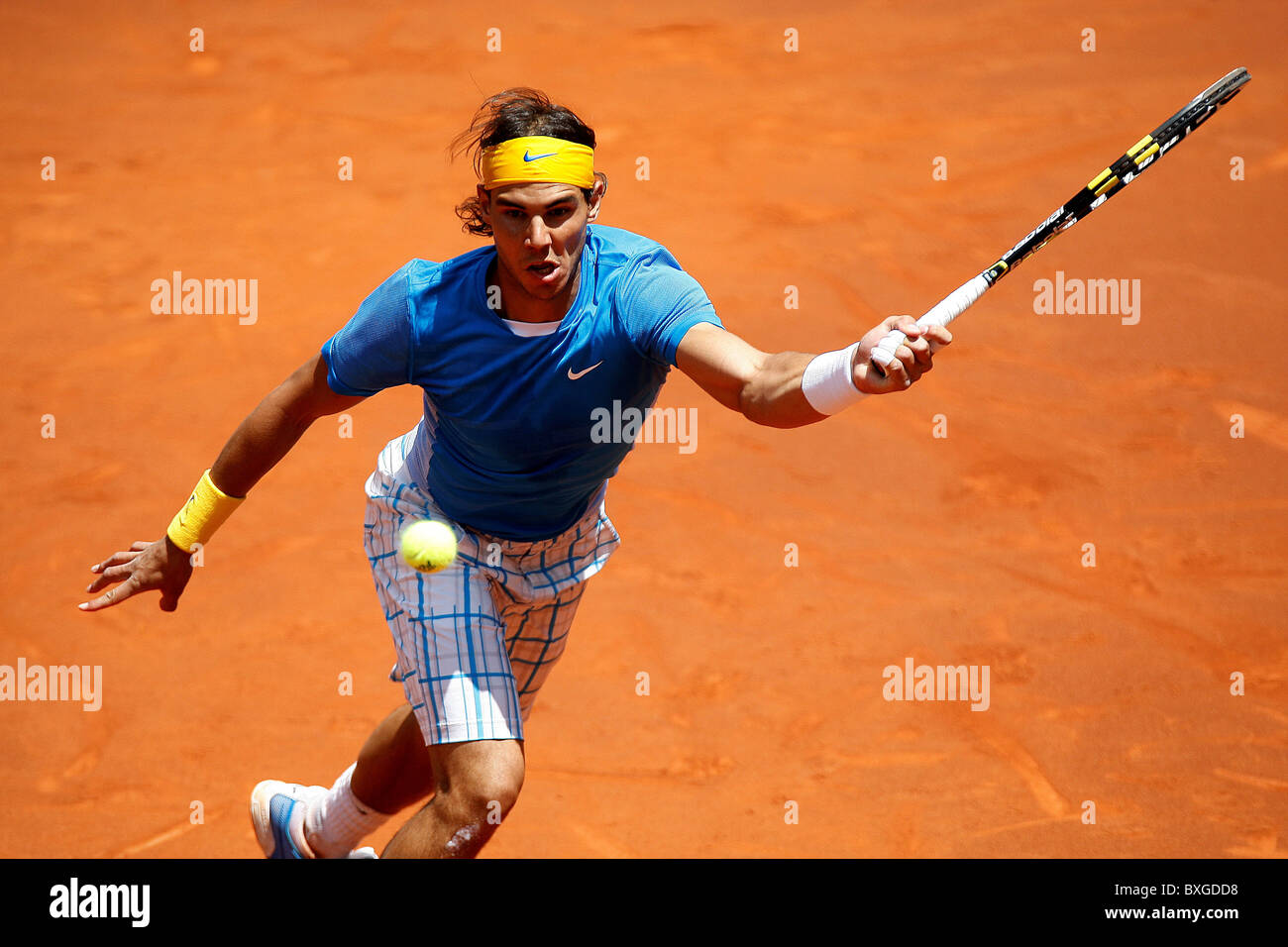 Rafael Nadal (ESP) in azione contro Gael Monfils (FRA) Foto Stock