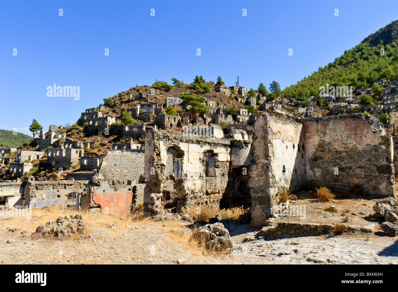 Turchia Case in rovina a Kya Koy Village Foto Stock