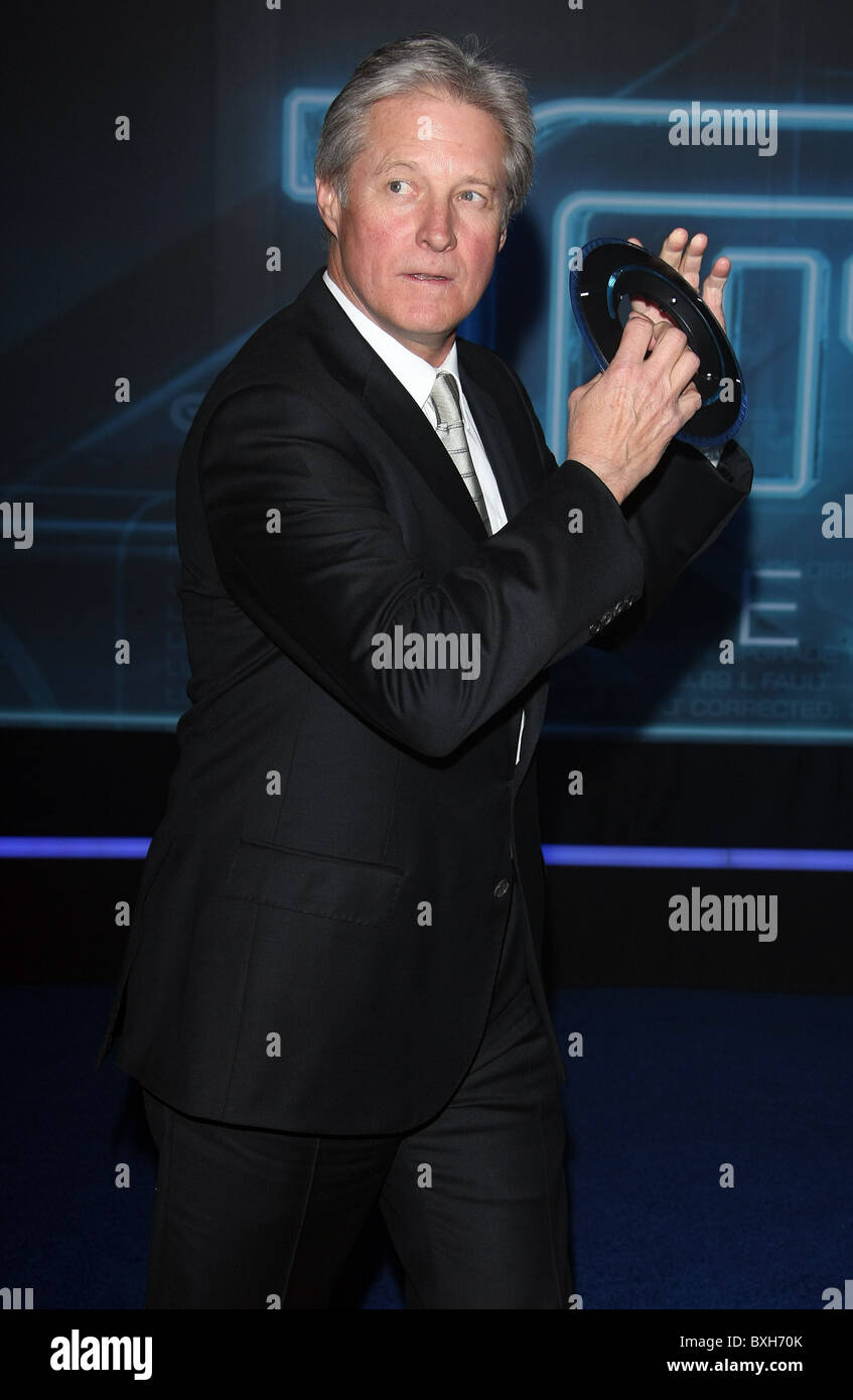 BRUCE BOXLEITNER TRON LEGACY: PREMIERE MONDIALE HOLLYWOOD Los Angeles California USA 11 Dicembre 2010 Foto Stock