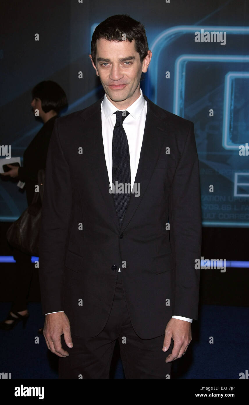 JAMES FRAIN TRON LEGACY: PREMIERE MONDIALE HOLLYWOOD Los Angeles California USA 11 Dicembre 2010 Foto Stock