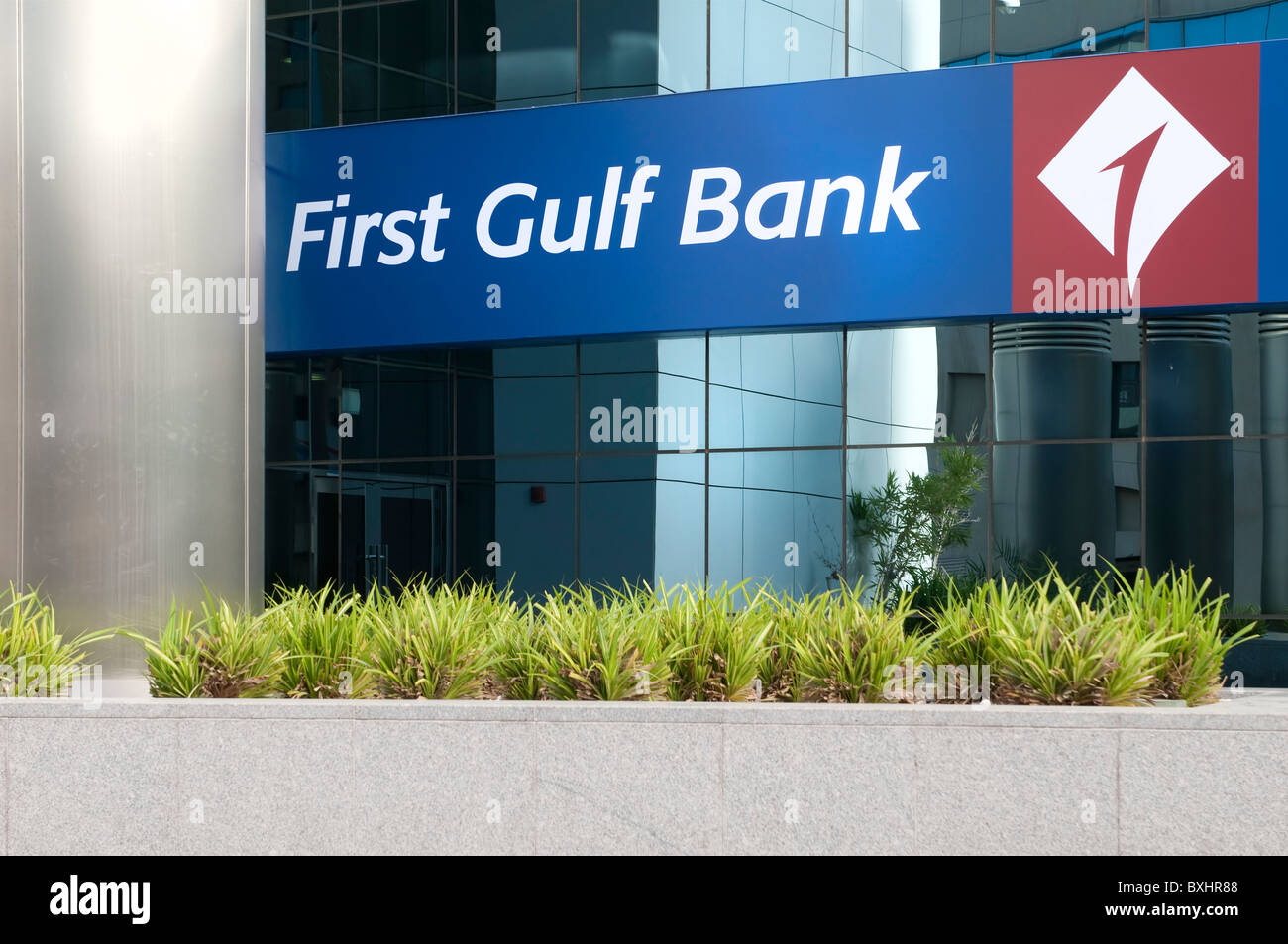 Prima banca del Golfo sign in Dubai Foto Stock