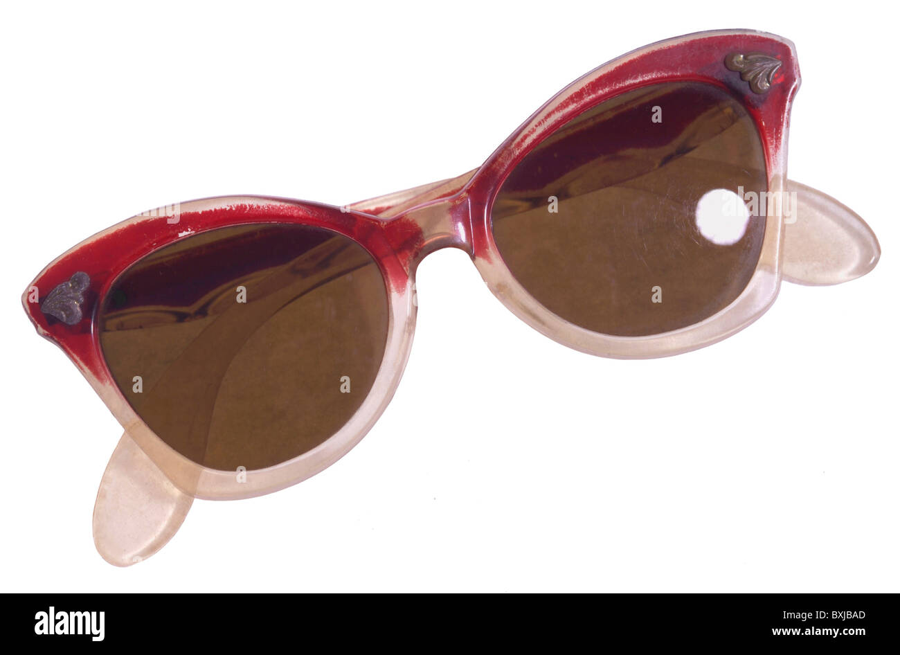 Moda, anni '50, accessori, occhiali da sole, Germania, circa 1957, diritti aggiuntivi-clearences-non disponibile Foto Stock