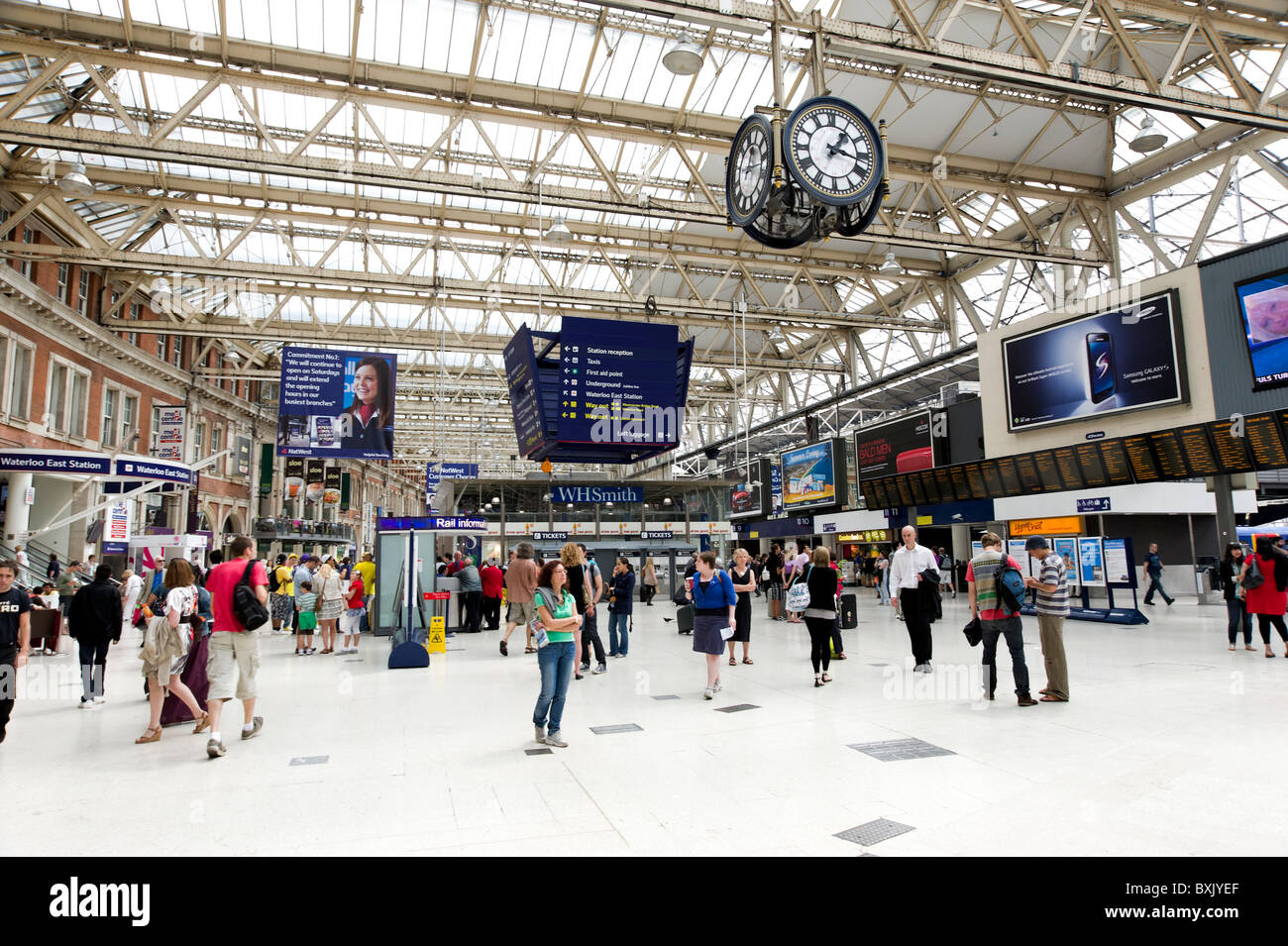 Stazione ferroviaria di Waterloo, London, England, Regno Unito Foto Stock