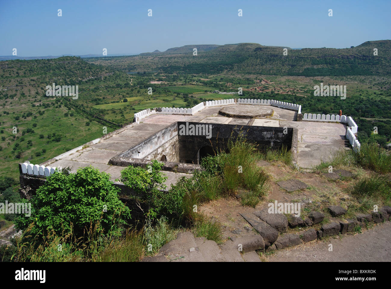 Vista superiore della Baradari palazzo , forte di Daulatabad, Aurangabad, Maharashtra, India. Il Baradari, di forma ottagonale Foto Stock