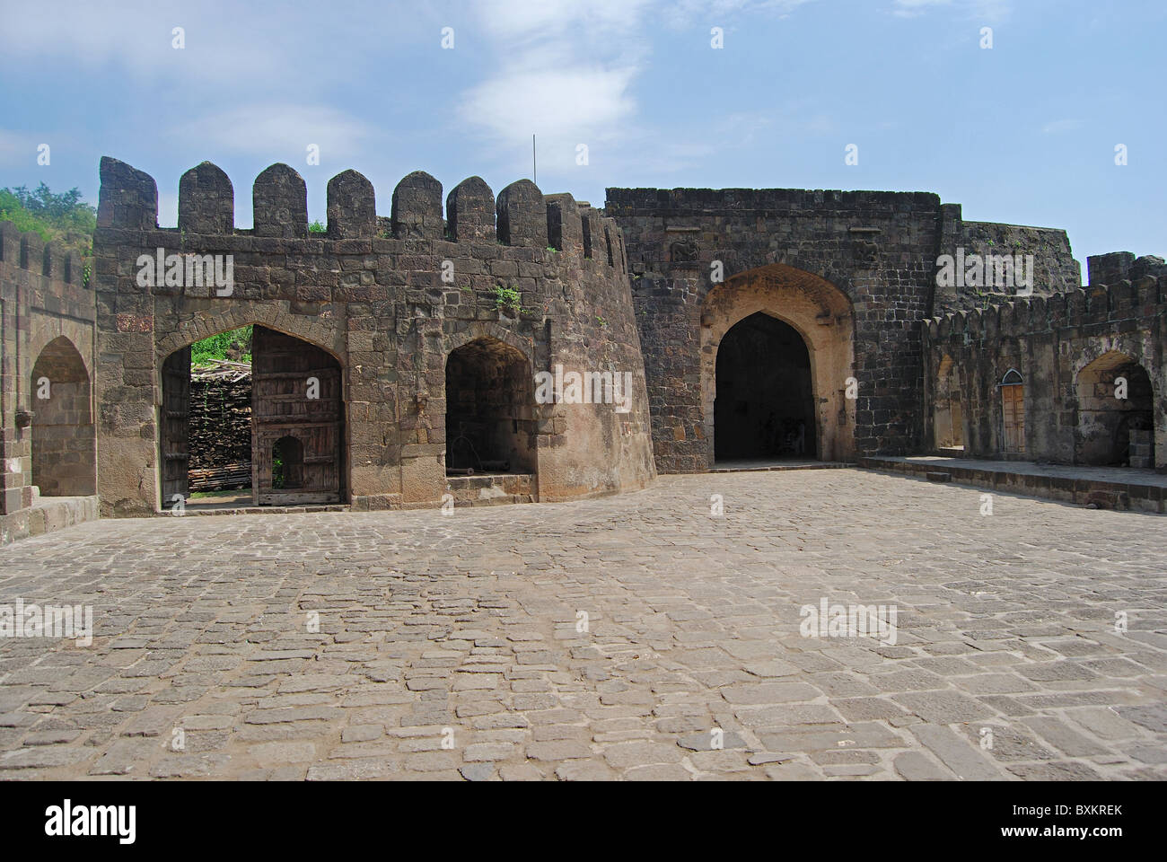 Vista interna della seconda porta di Mahakot, Daualatabad Fort, Aurangabad, Maharashtra, India. Foto Stock
