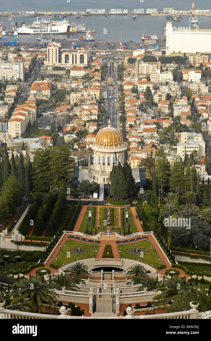 Israele, Haifa. Bahai Giardini con Santuario del Bab, Monte Carmelo. Foto Stock