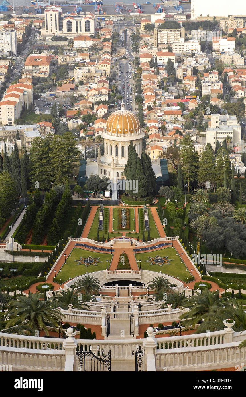 Israele, Haifa. Bahai Giardini con Santuario del Bab, Monte Carmelo. Foto Stock