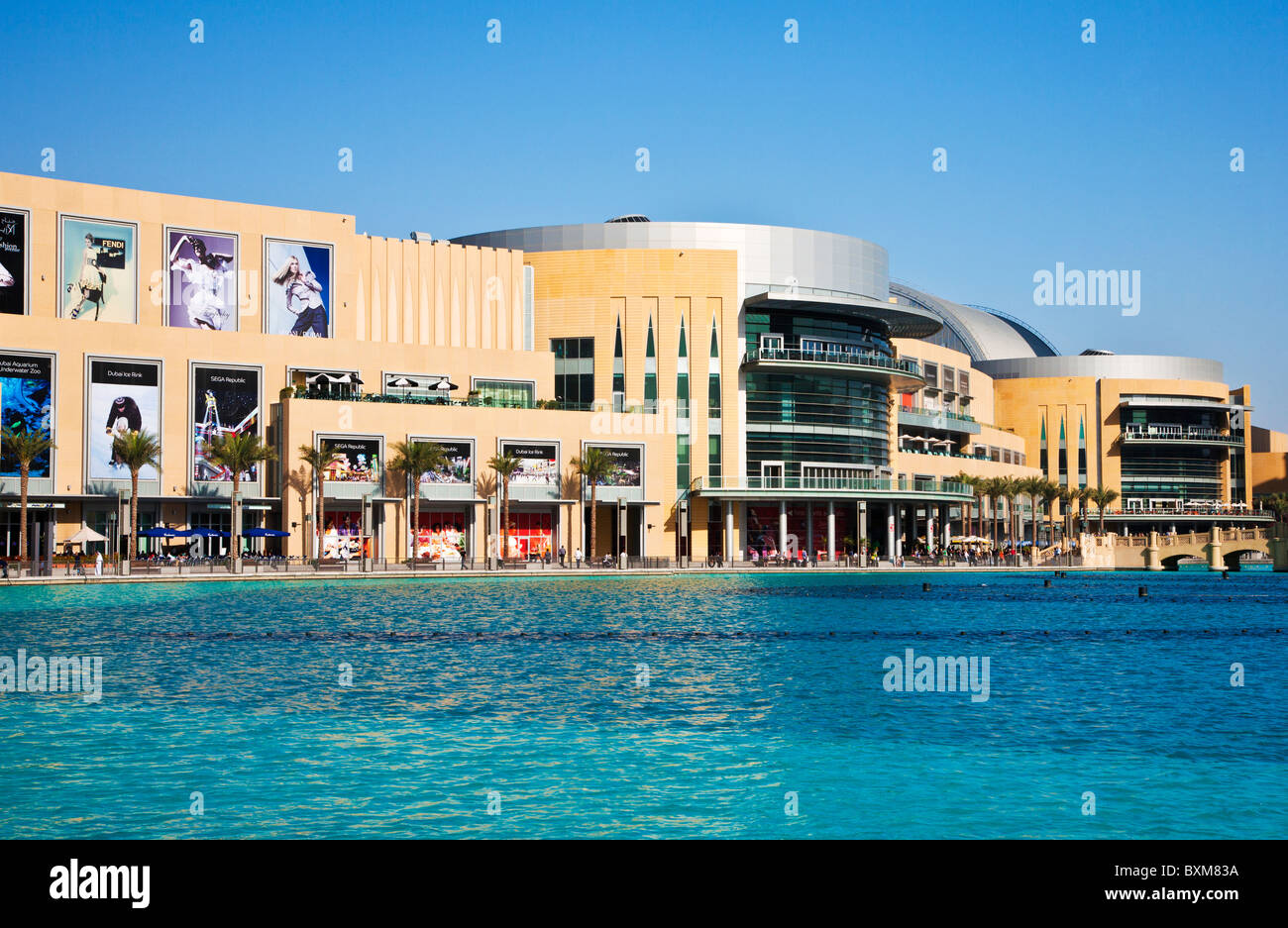 Il Dubai Mall nel centro cittadino di Dubai, Emirati Arabi Uniti, Emirati arabi uniti inaugurato nel novembre 2008 Foto Stock