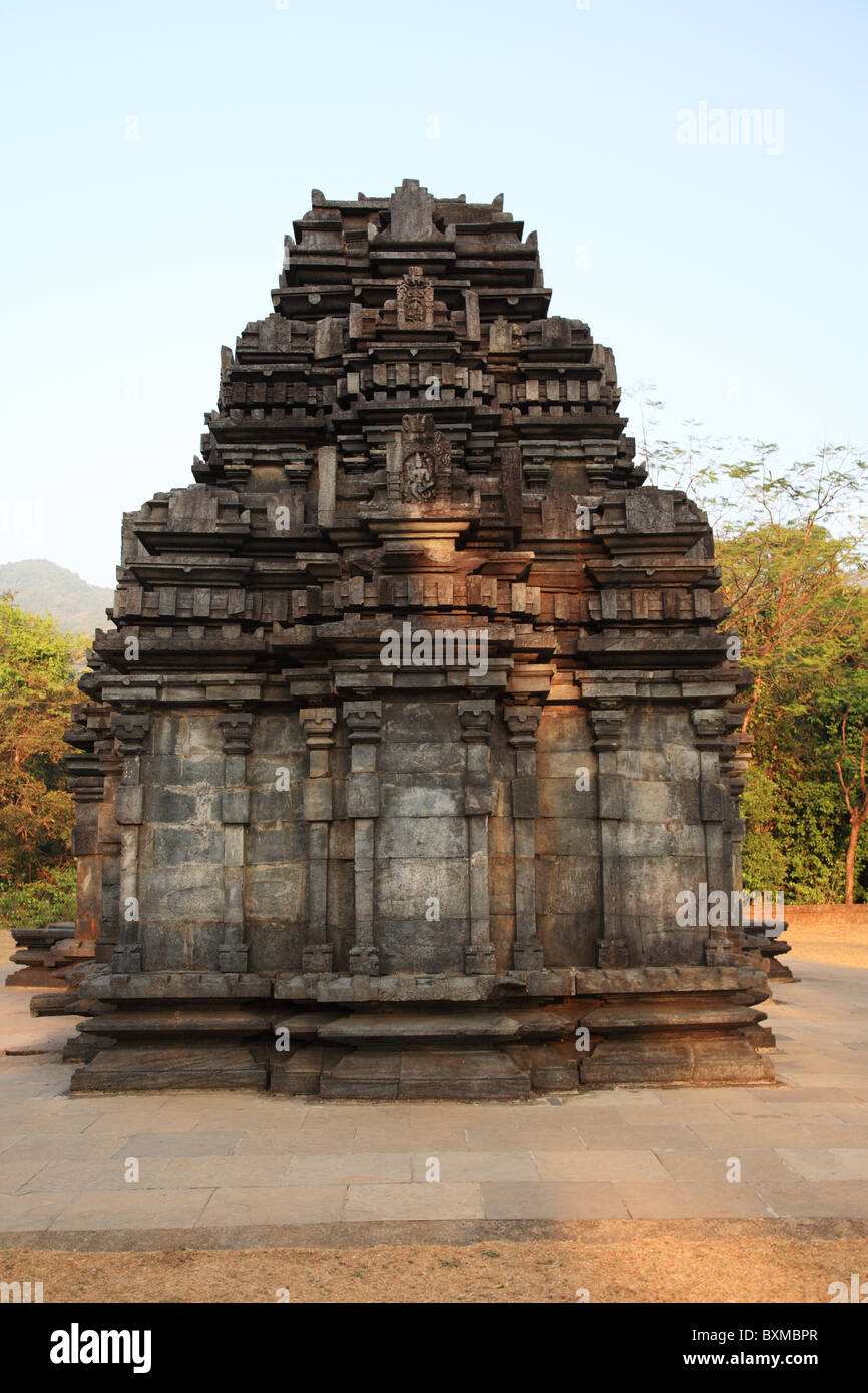 Vista frontale del tempio di Mahadev in Goa in India Foto Stock