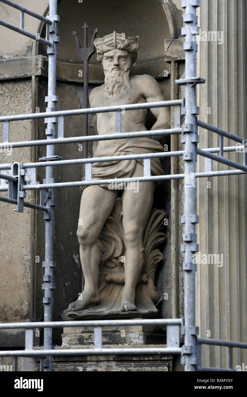 Statua di Nettuno, Fireportegården, la Corte Four-Gate, Castello Kronborg, Helsingør, Zelanda, Danimarca Foto Stock