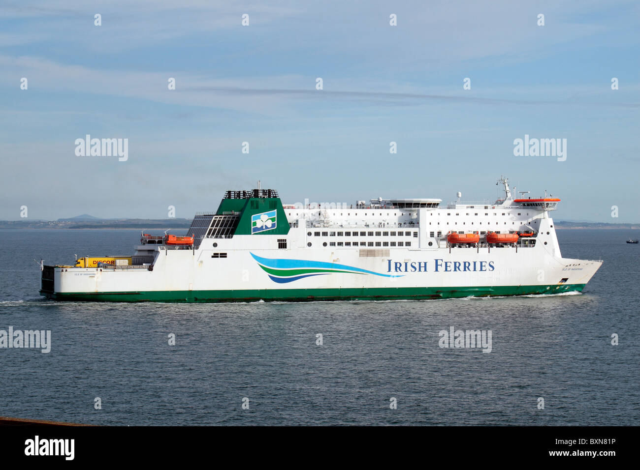 La Irish Ferries 'Isle of Inishmore' lasciando Rosslare Harbour, County Wexford, Irlanda (Eire). Foto Stock