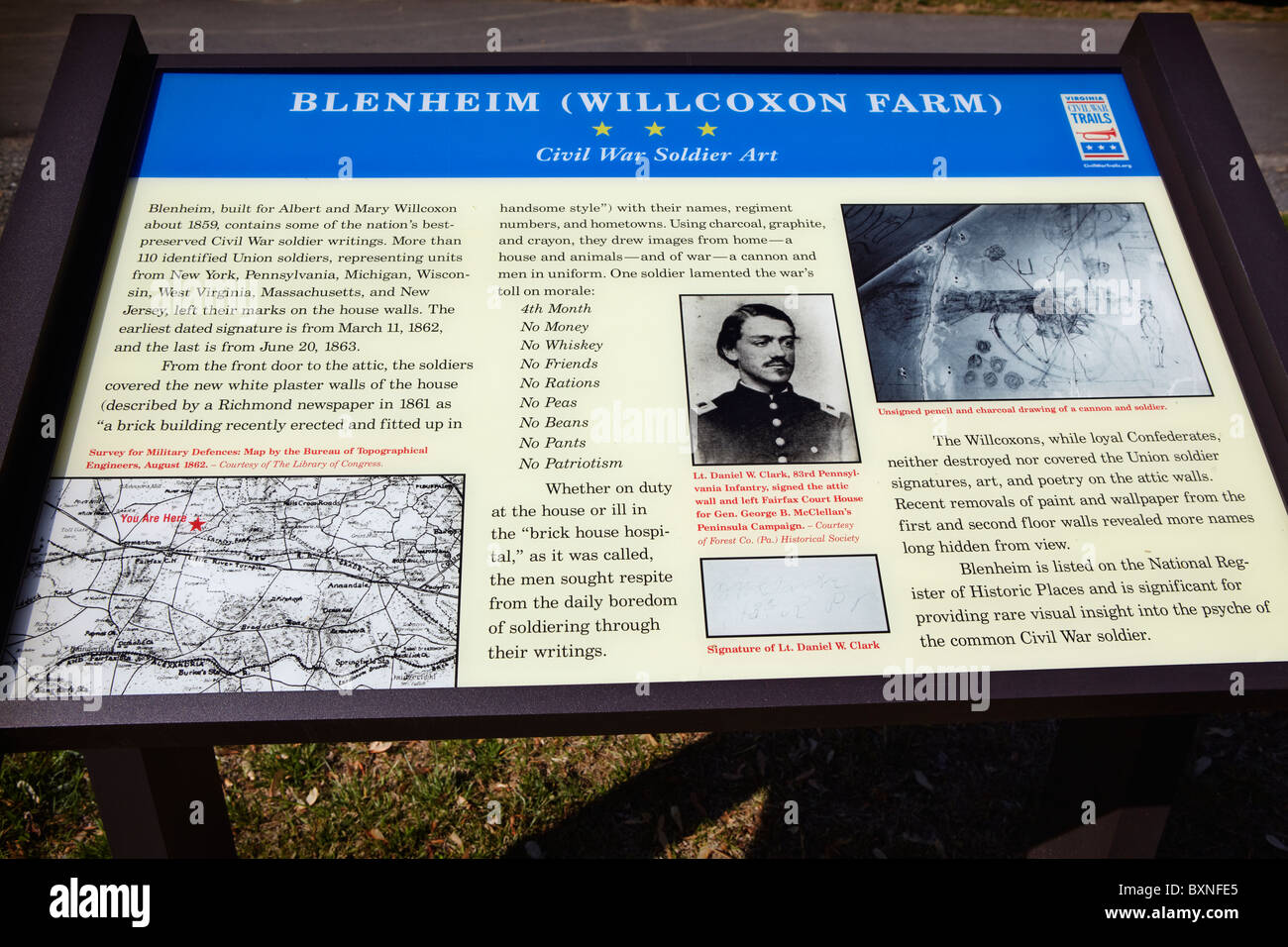 Un segno che descrivono il Blenheim storico, costruito 1855-1859; sito di conserve di guerra civile americana soldato graffiti. Foto Stock