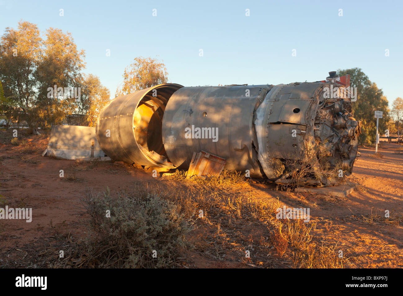 Motore a razzo da un razzo britannica ha lanciato da Woomera Rocket Range a William Creek in Sud Australia outback Foto Stock