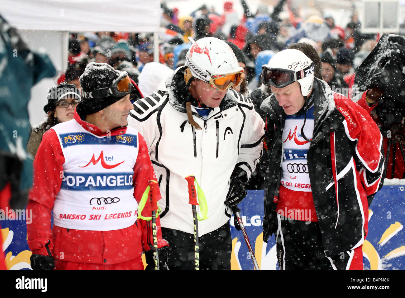 Peter POPANGELOV, Patrick Ortlieb e Peter Mueller, 12.12.2009 Bansko Ski Center, Bulgaria Foto Stock
