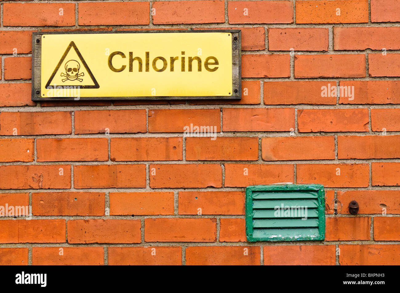 Segno avverte circa la presenza di cloro tossico Foto Stock