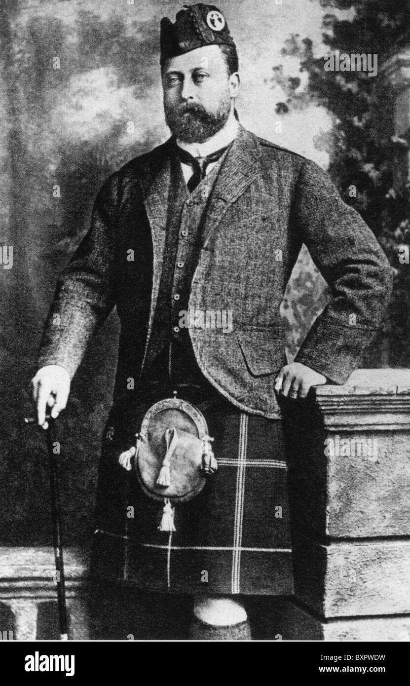 KING Edward VIII (1841-1910) nel tradizionale tartan scozzese Foto Stock