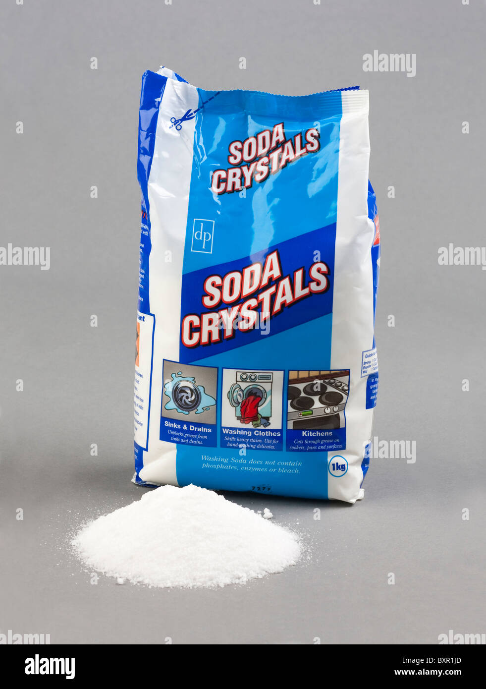 Lavaggio dei cristalli di soda di carbonato di sodio Foto stock - Alamy