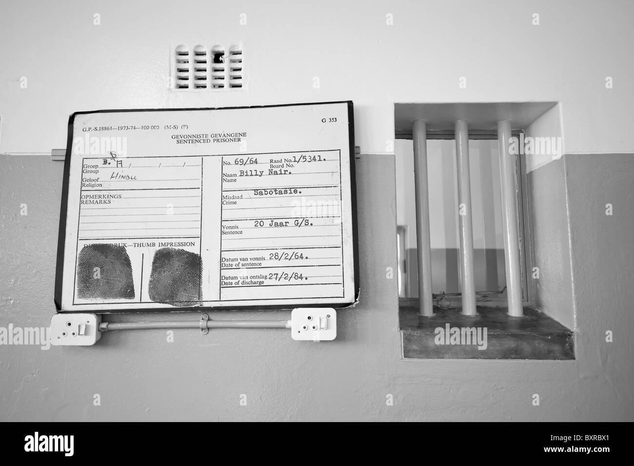 Esempio di un tipico prigionieri scheda Record visualizzato per turisti in Robben Island Prigione di Massima Sicurezza, Città del Capo Foto Stock