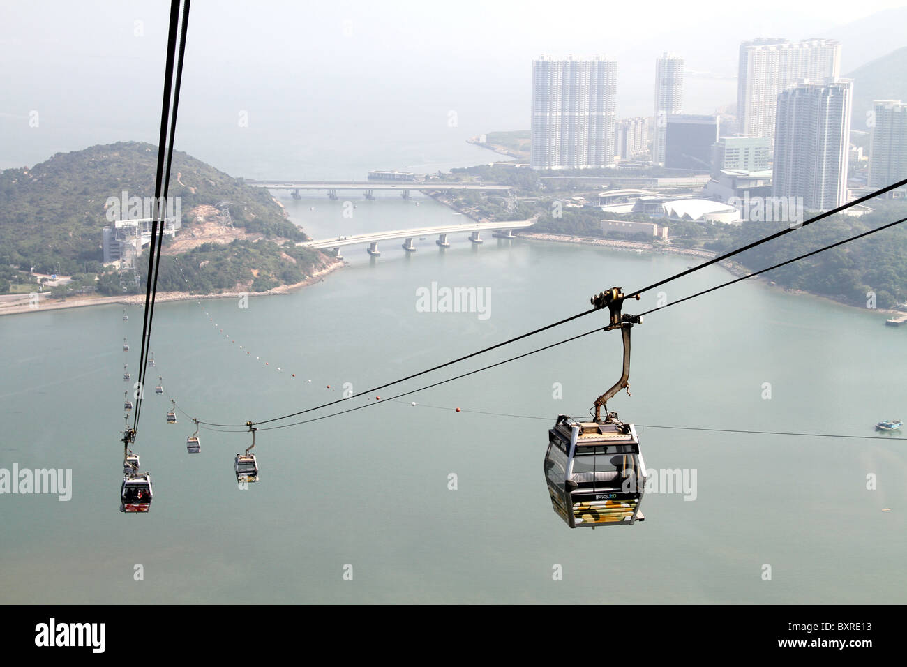 Tung Chung e Cabinovia di Ngong Ping sull'Isola di Lantau in Hong Kong, Cina Foto Stock