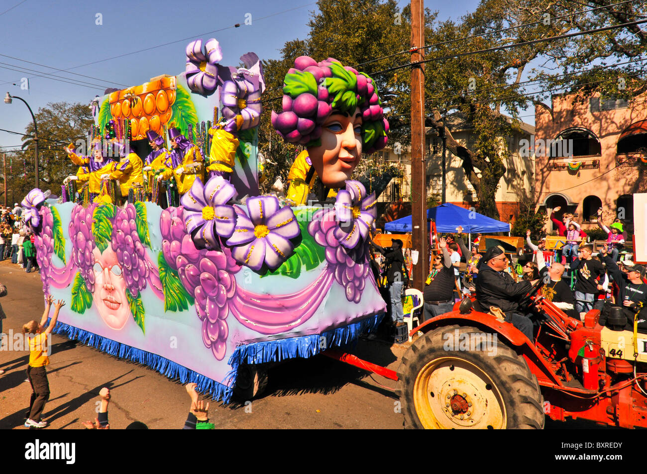 Maschera di Camus" galleggiante in cavalieri di Babilonia parade, Mardi Gras 2010, New Orleans, Louisiana Foto Stock