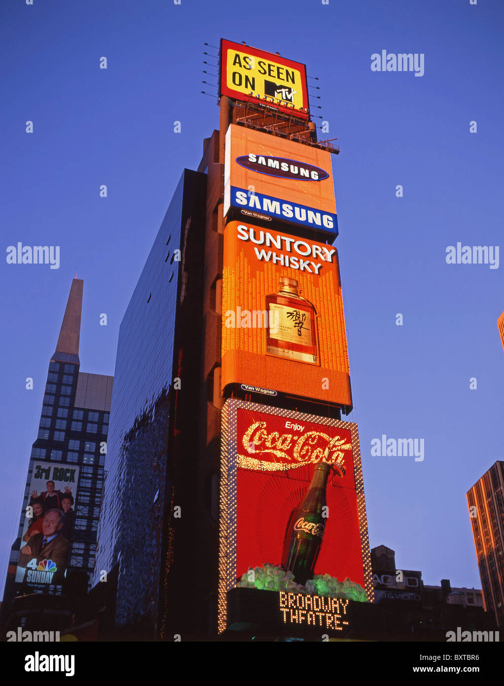 Times Square al crepuscolo, Manhattan, New York, nello Stato di New York, Stati Uniti d'America Foto Stock