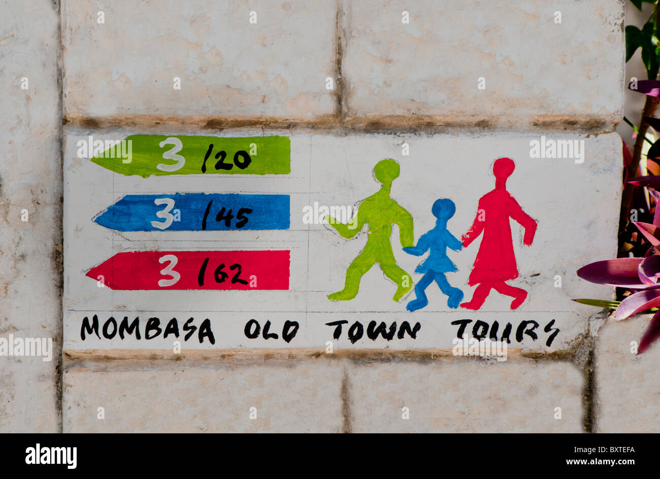Africa orientale, Kenya, la città vecchia di Mombasa Walking Tour guida Foto Stock