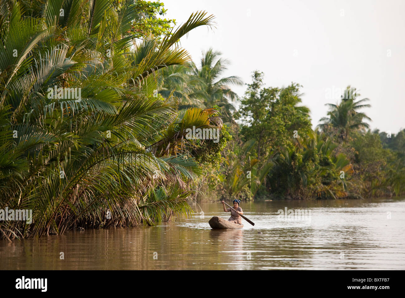 Canoa sul Delta del Mekong, Ben tre, Vietnam Foto Stock