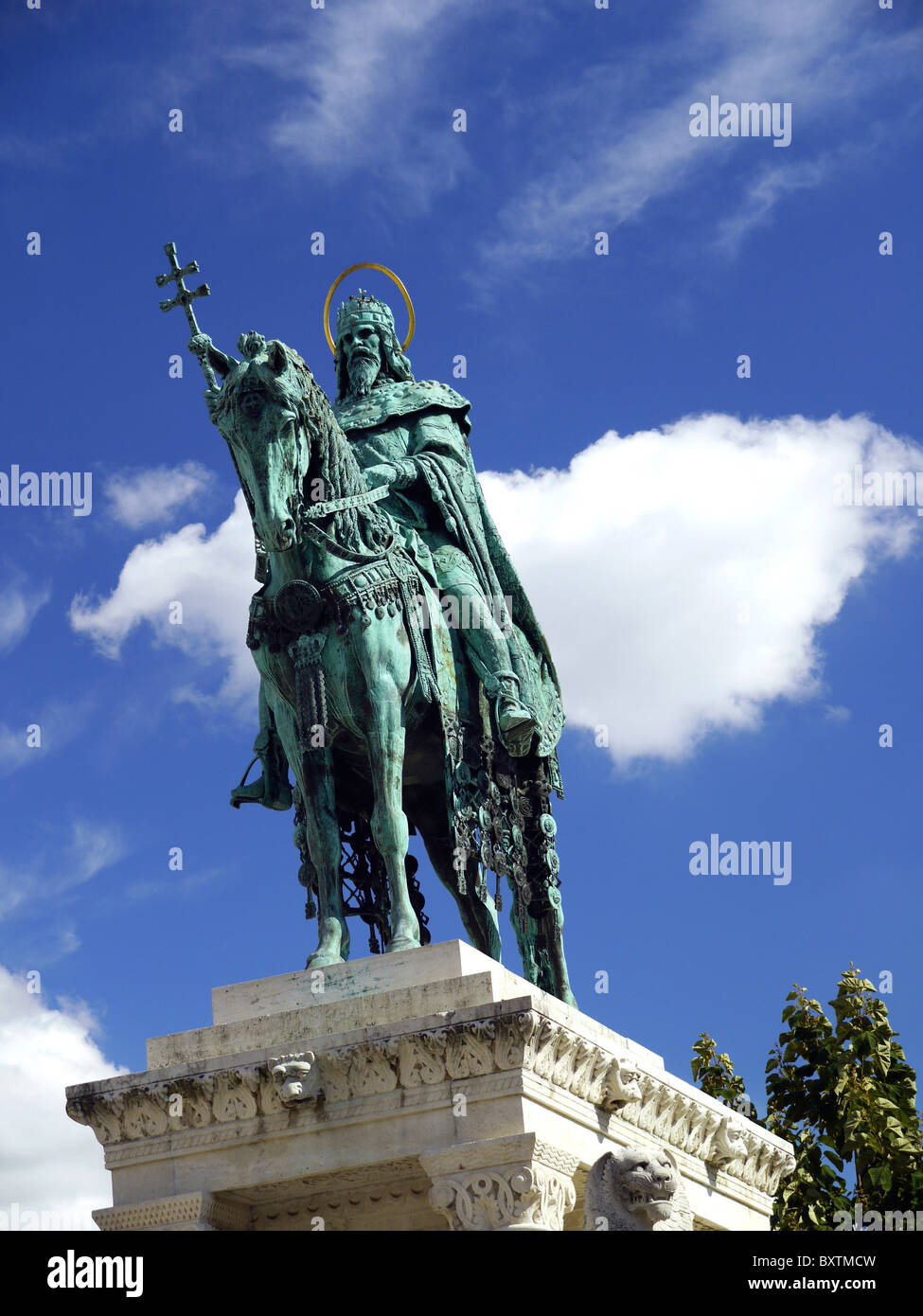 Tipo Stephen statua, Castello di Buda quartiere vicino a St la chiesa di Matthias Budapest Foto Stock
