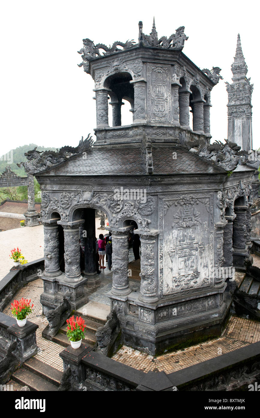 Tomba di Khai Dinh, tonalità, Vietnam Foto Stock