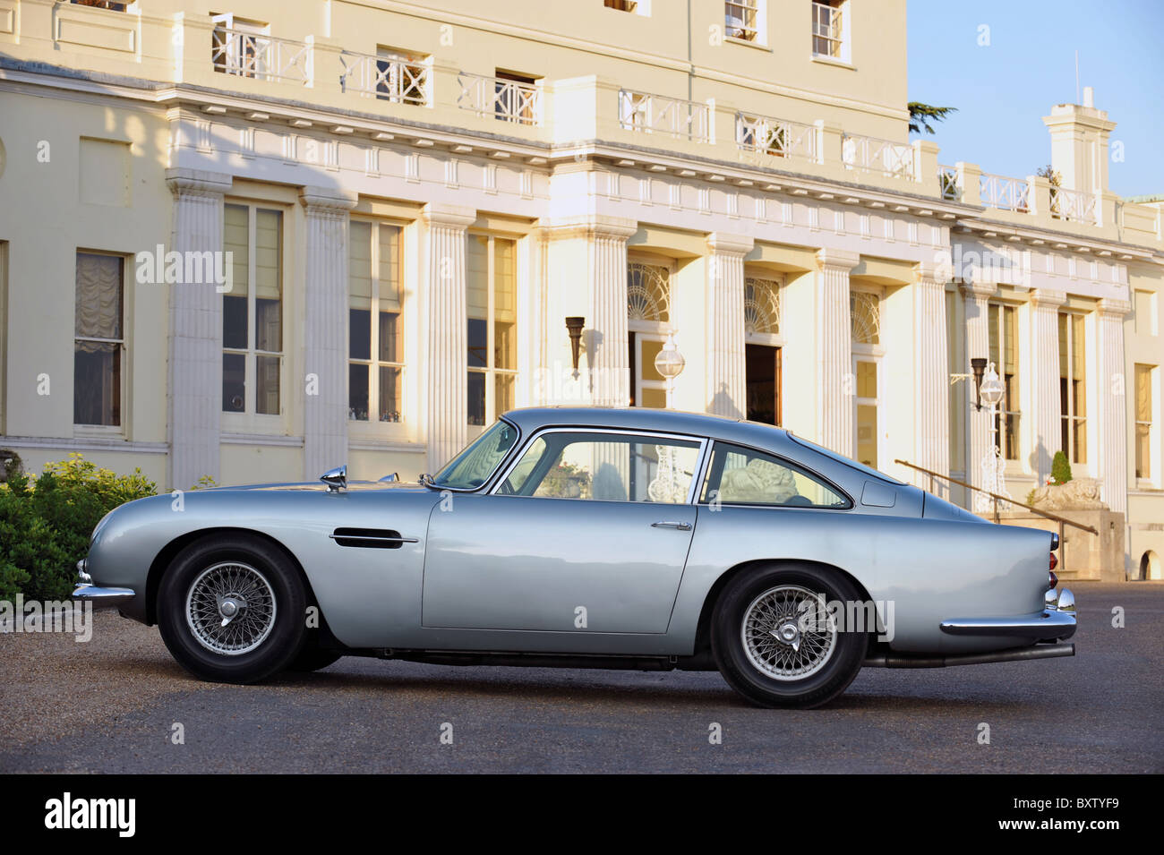 1964 Jame's bond 007 Goldfinger aston martin DB5 Foto Stock
