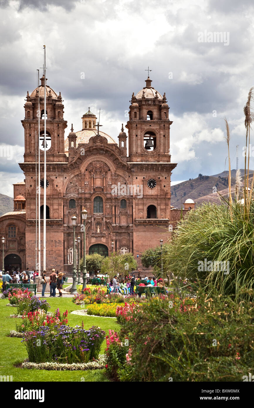 La Iglesia de la Compañía de Jesus, Plaza de Armas, Cusco, Perù, Sud America Foto Stock