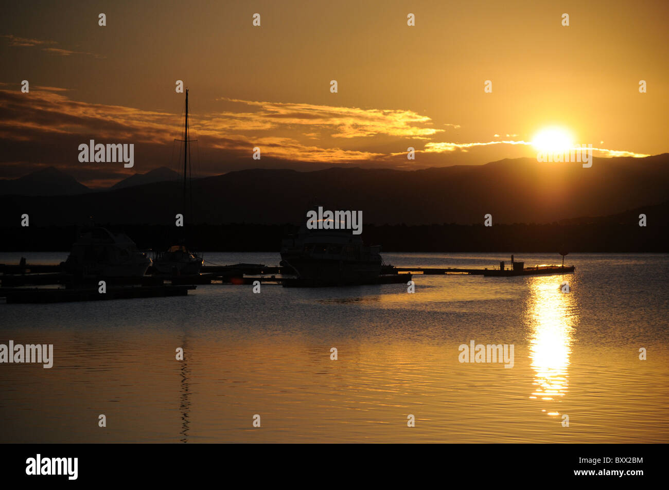 Tramonto sul loch SHUNA, Scozia - vicino a Oban Foto Stock