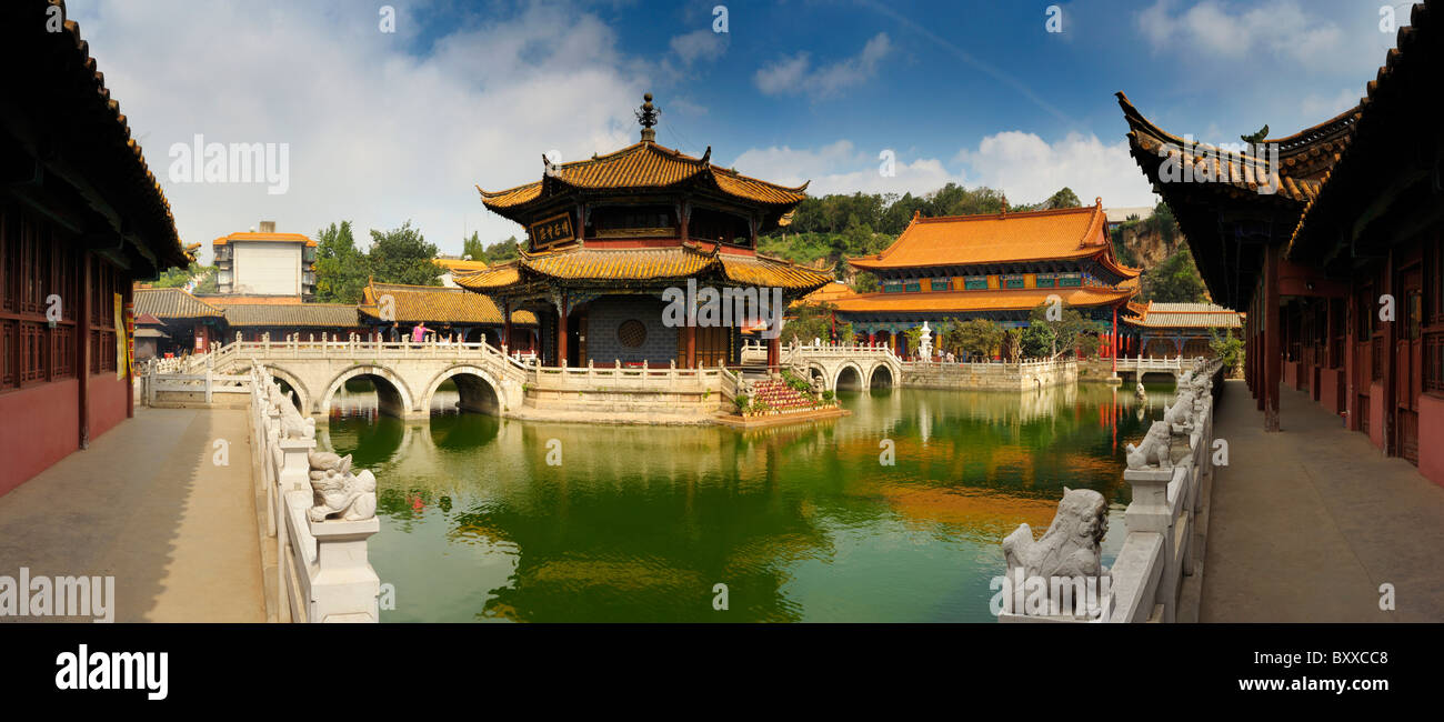 Novanta panorama gradi del Tempio di Yuantong, Kunming, Yunnan in Cina. Foto Stock