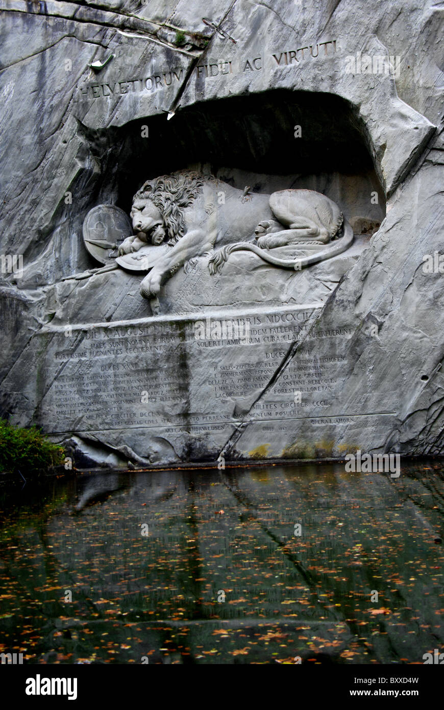 Il Monumento del Leone cliff scultura di Bertel Thorvaldsen a cava di pietra arenaria Luzern svizzera Foto Stock