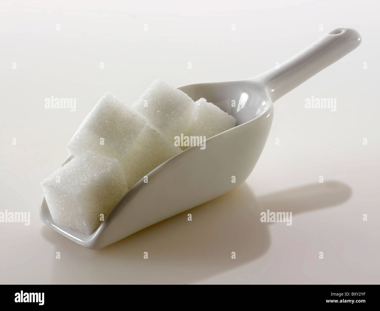 Bianco zucchero raffinato cubi Foto Stock