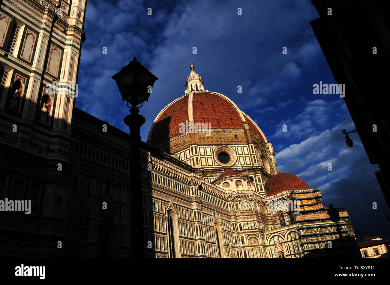 Magnete Da Frigorifero 3D In Resina - Souvenir Di Firenze Con Santa Maria Del Fiore E David - Artigianale, Regalo Ricordo Per Turisti, Collezione Città Italiana