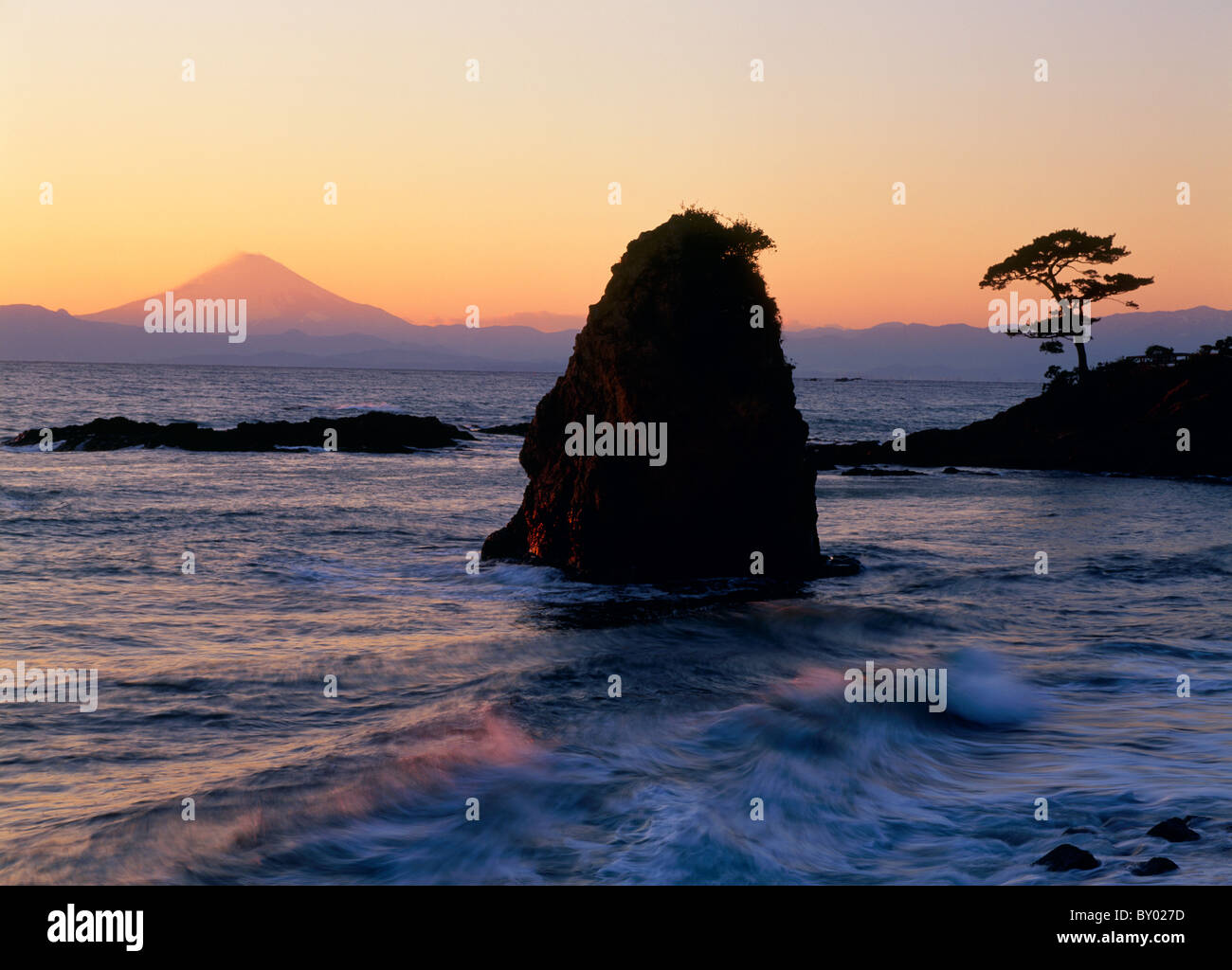 Bagliore di sera di Akiya Costa, Yokosuka, Kanagawa, Giappone Foto Stock