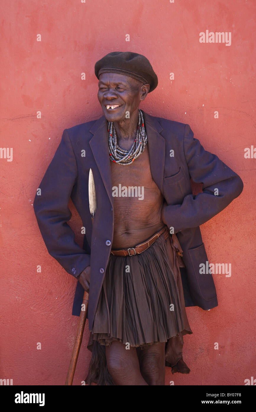 Tribù uomo, Kaokoland, Namibia Foto Stock