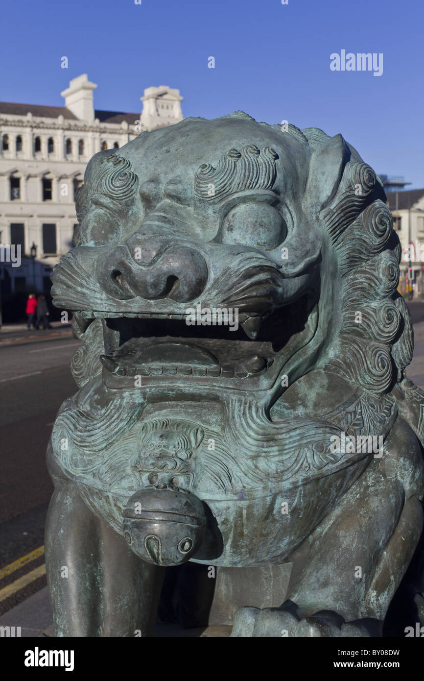 Leone cinese, Chinatown, Liverpool Foto Stock