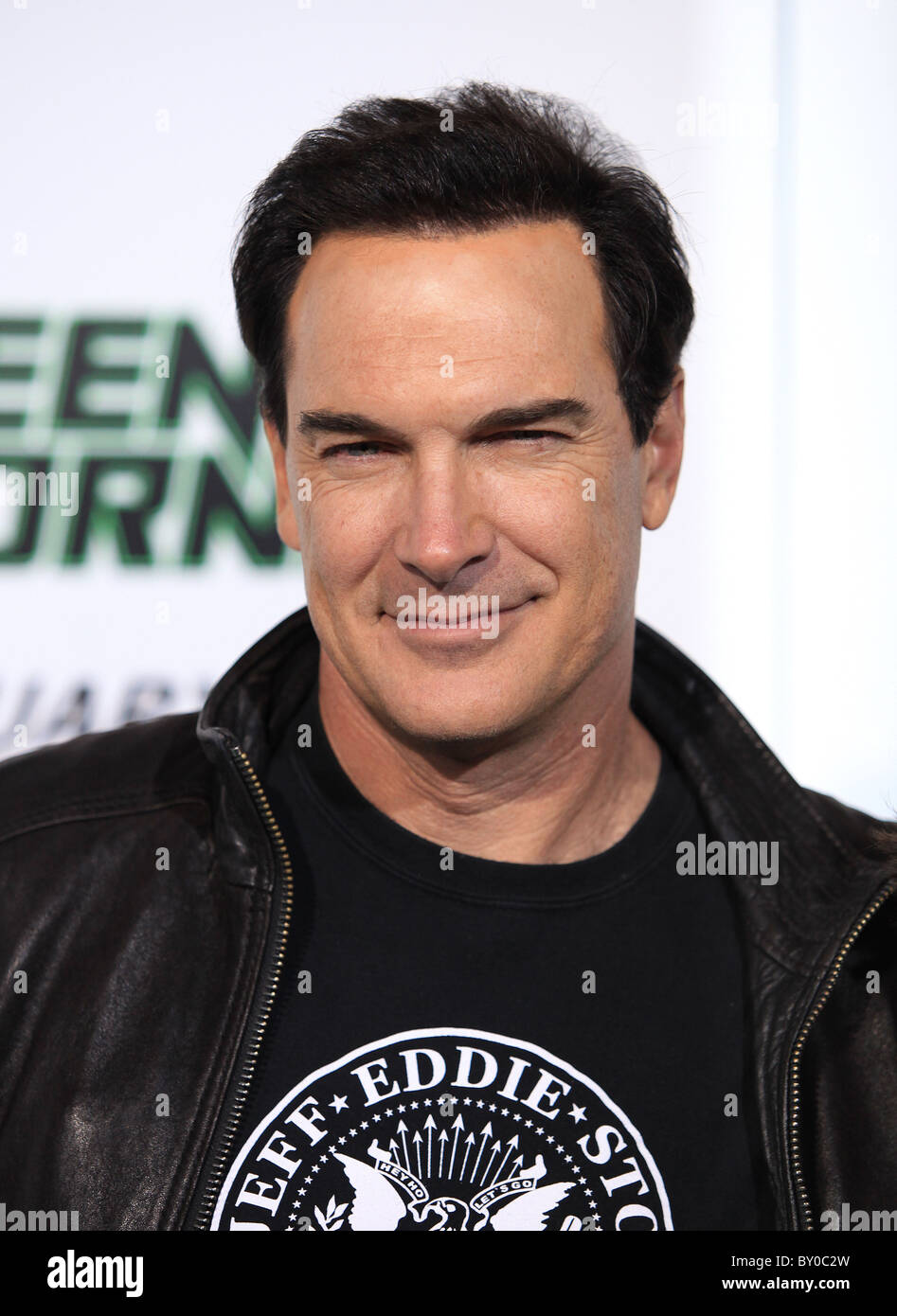 PATRICK WARBURTON il Hornet verde PREMIERE HOLLYWOOD Los Angeles California USA 10 Gennaio 2011 Foto Stock