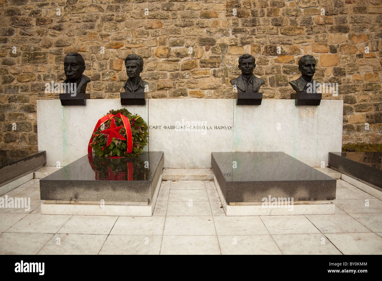 Quattro scultura su Kalemegdan, Belgrado - la morte al fascismo libertà al popolo Foto Stock