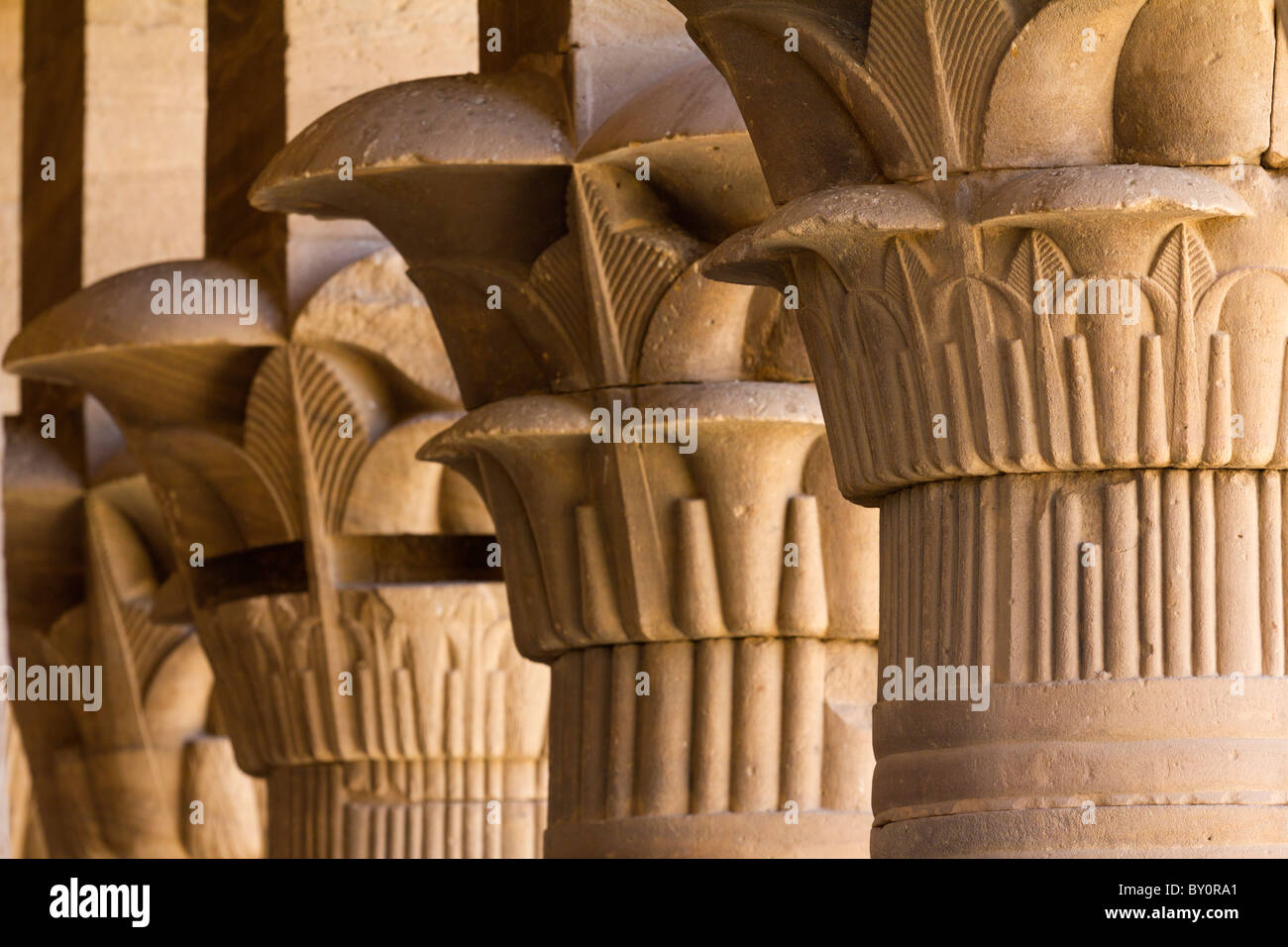 Il Tempio di Philae, Egitto- ornato di colonne Foto Stock
